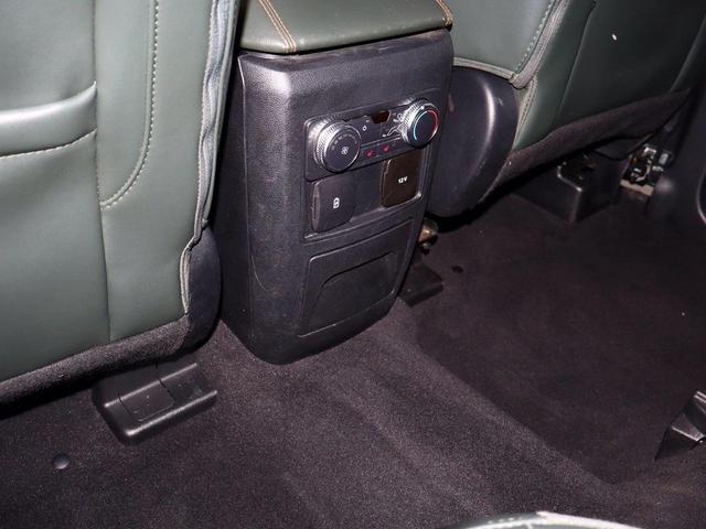 Photo of 2022 FORGED GREEN METALLIC Ford Explorer