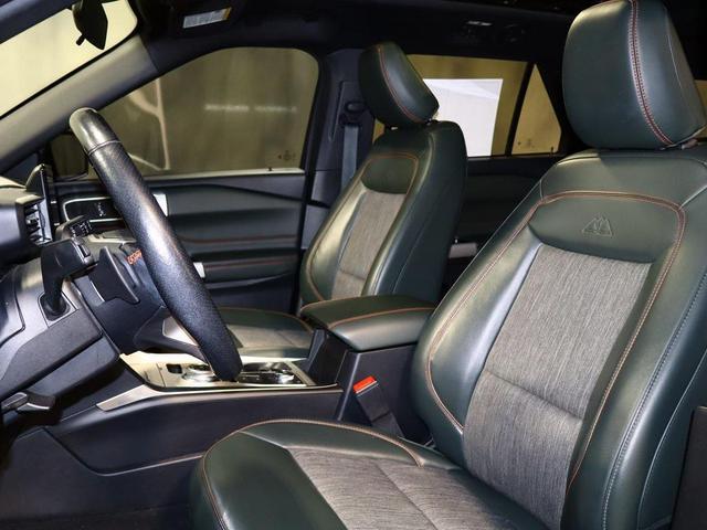 Photo of 2022 FORGED GREEN METALLIC Ford Explorer