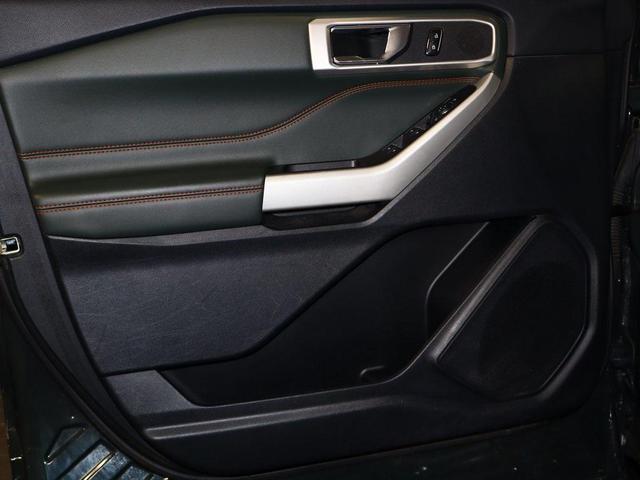 Photo of 2022 FORGED GREEN METALLIC Ford Explorer