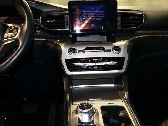 Photo of 2022 FORGED GREEN METALLIC Ford Explorer