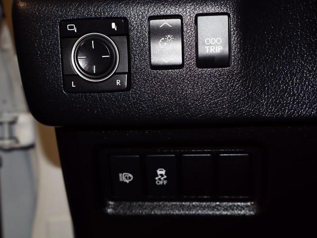 Photo of 2017 Starfire Pearl Lexus GX 460
