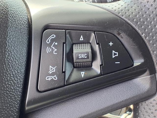 Photo of 2020 Summit White Chevrolet Trax