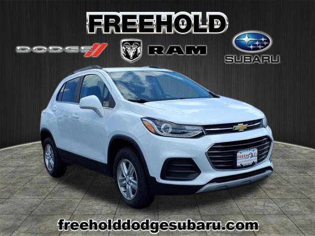 Photo of 2020 Summit White Chevrolet Trax