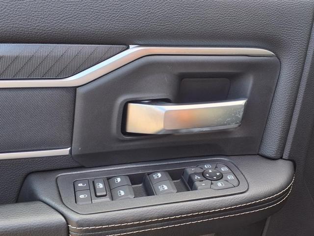Photo of 2025 Granite Crystal Clearcoat Metallic RAM 2500