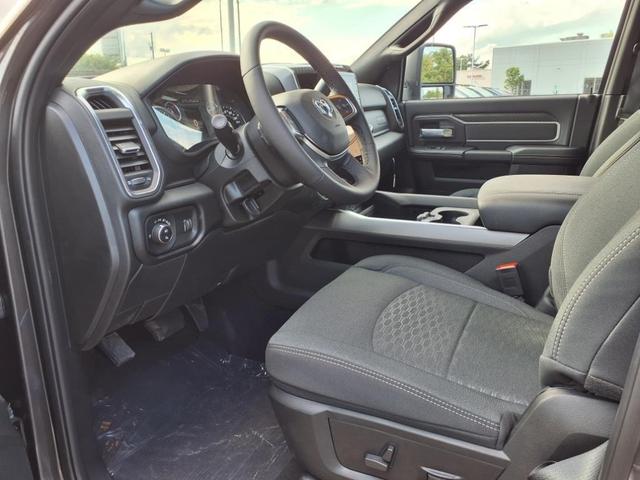 Photo of 2025 Granite Crystal Clearcoat Metallic RAM 2500