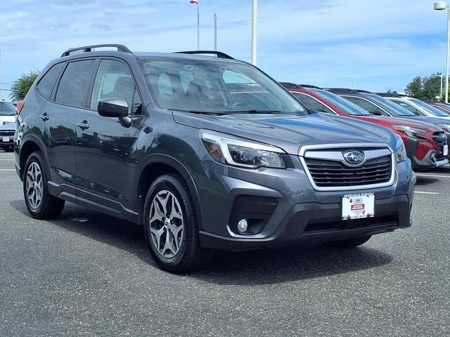 Photo of 2021 Magnetite Gray Metallic Subaru Forester
