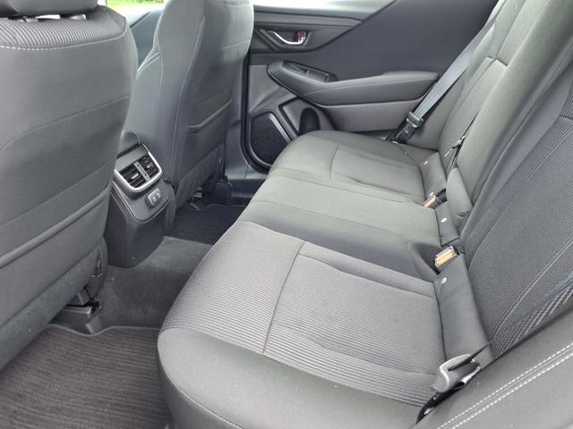 Photo of 2022 Crystal White Pearl Subaru Legacy