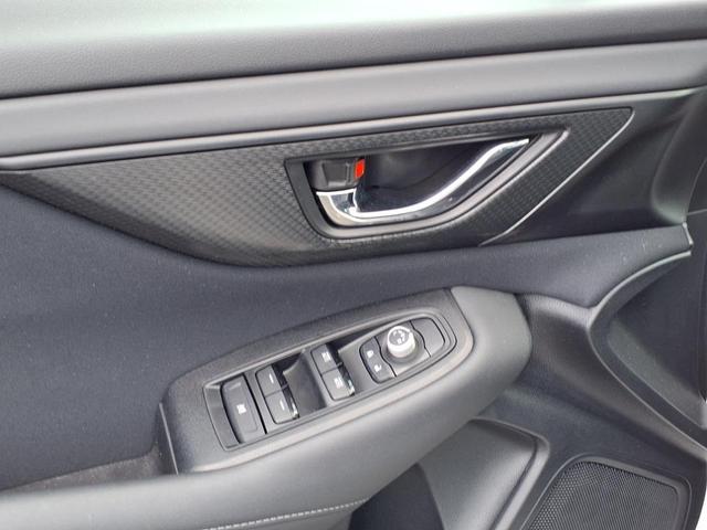 Photo of 2022 Crystal White Pearl Subaru Legacy