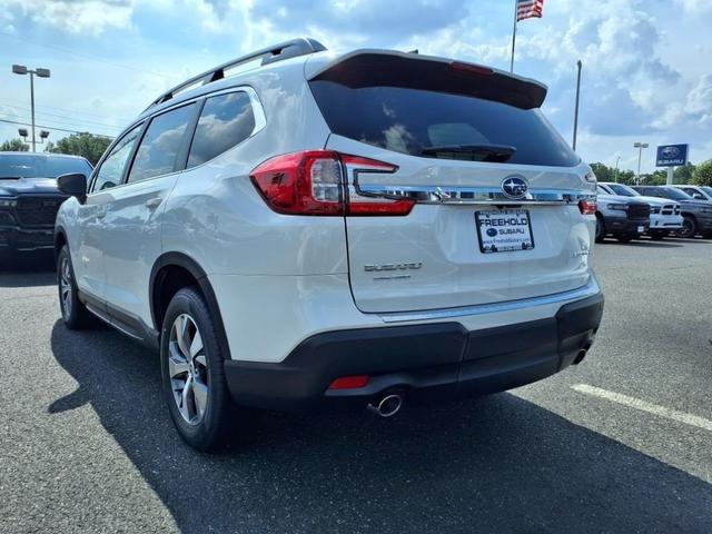 Photo of 2025 Crystal White Pearl Subaru Ascent