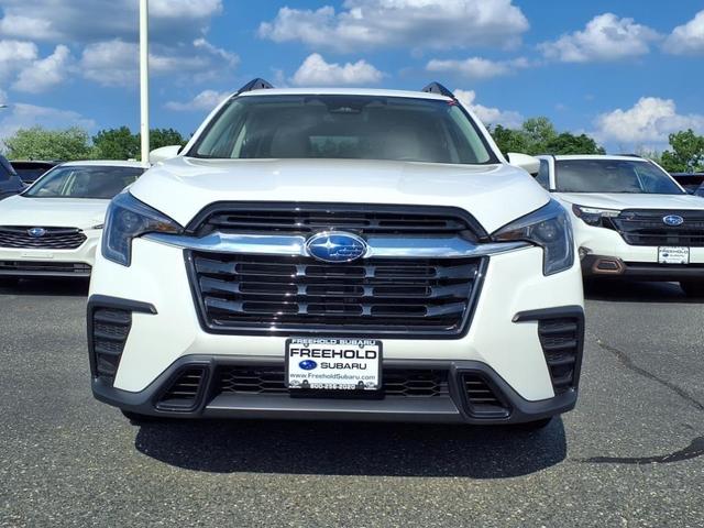 Photo of 2025 Crystal White Pearl Subaru Ascent
