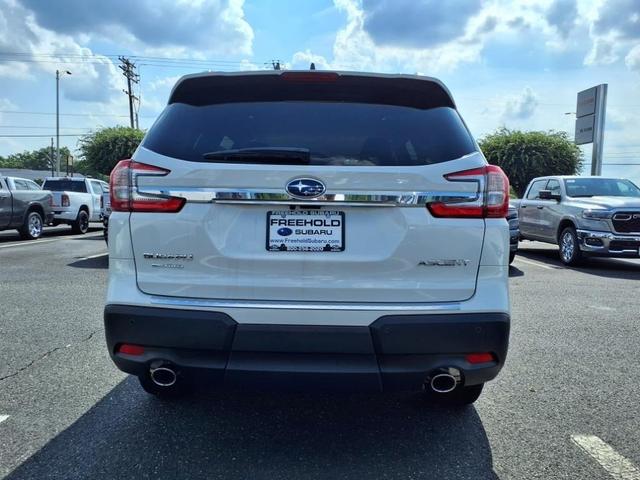 Photo of 2025 Crystal White Pearl Subaru Ascent