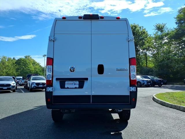 Photo of 2025 Bright White Clearcoat RAM ProMaster 2500