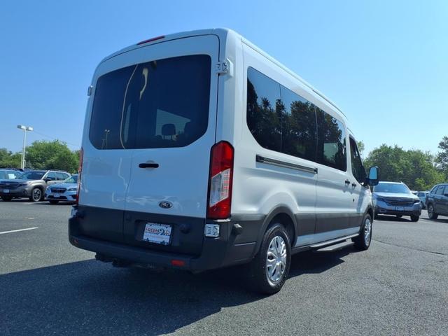 Photo of 2017 Oxford White Ford Transit-350