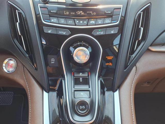 Photo of 2019 White Diamond Pearl Acura RDX