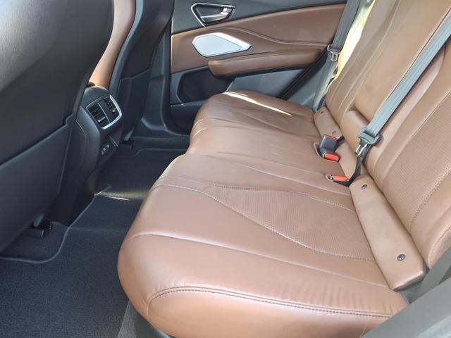 Photo of 2019 White Diamond Pearl Acura RDX