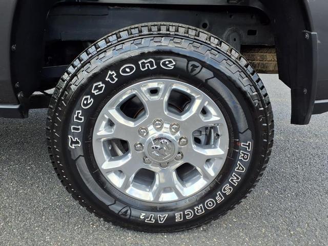 Photo of 2024 Granite Crystal Clearcoat Metallic RAM 2500