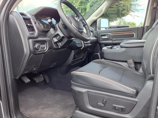 Photo of 2024 Granite Crystal Clearcoat Metallic RAM 2500