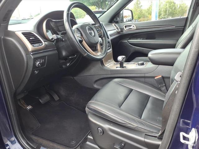 Photo of 2015 True Blue Pearlcoat Jeep Grand Cherokee