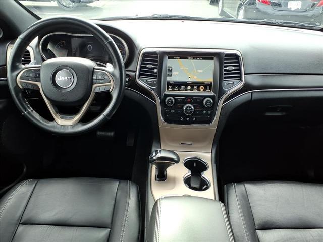 Photo of 2015 True Blue Pearlcoat Jeep Grand Cherokee