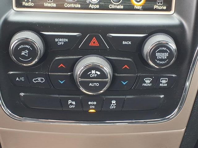 Photo of 2015 True Blue Pearlcoat Jeep Grand Cherokee