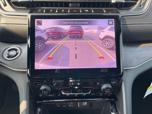 Photo of 2025 Baltic Gray Metallic Clearcoat Jeep Grand Cherokee