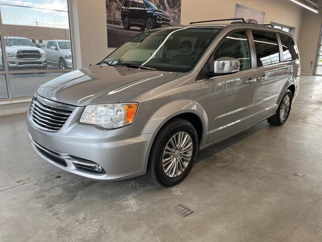 2014 Chrysler Town & Country