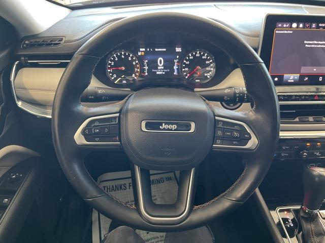 Photo of 2022 Bright White Clearcoat Jeep Compass