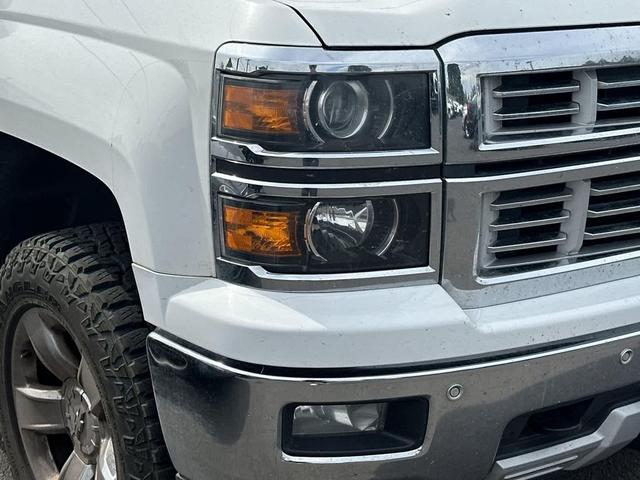 Photo of 2015 Summit White Chevrolet Silverado 1500