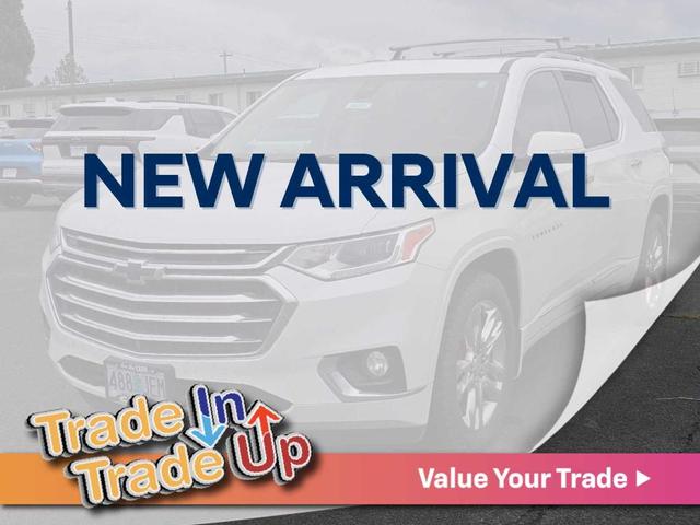 Photo of 2020 Summit White Chevrolet Traverse