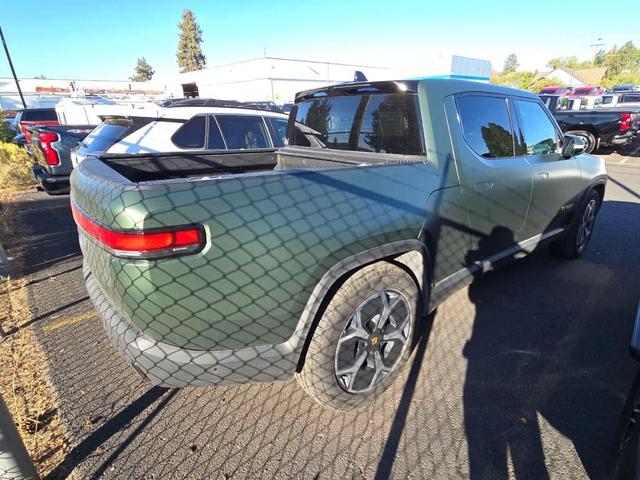 Photo of 2022 Green Rivian R1T