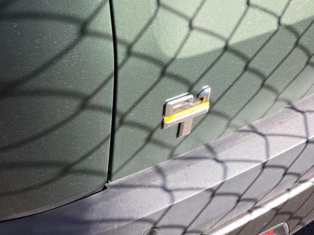 Photo of 2022 Green Rivian R1T