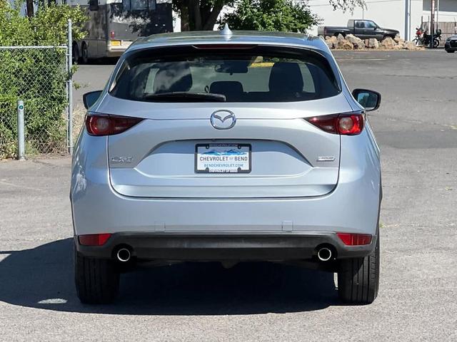 Photo of 2018 Sonic Silver Metallic Mazda CX-5