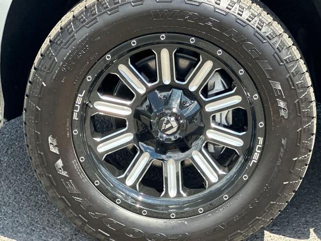 Photo of 2025 Sterling Gray Metallic Chevrolet Silverado 1500