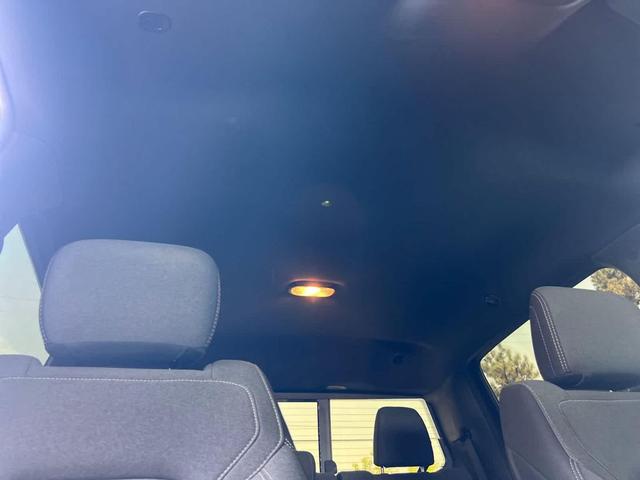 Photo of 2022 Bright White Clearcoat RAM 1500