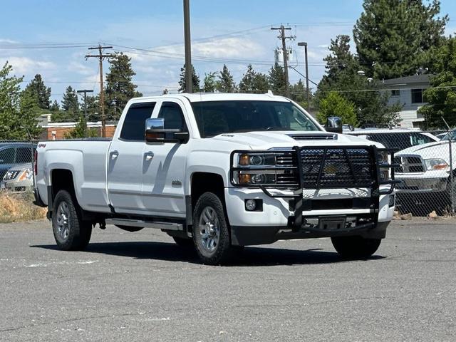 Photo of 2017 Summit White Chevrolet Silverado 3500