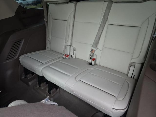 Photo of 2023 Midnight Blue Metallic GMC Yukon