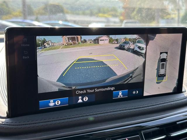 Photo of 2026 Majestic Black Pearl Acura MDX