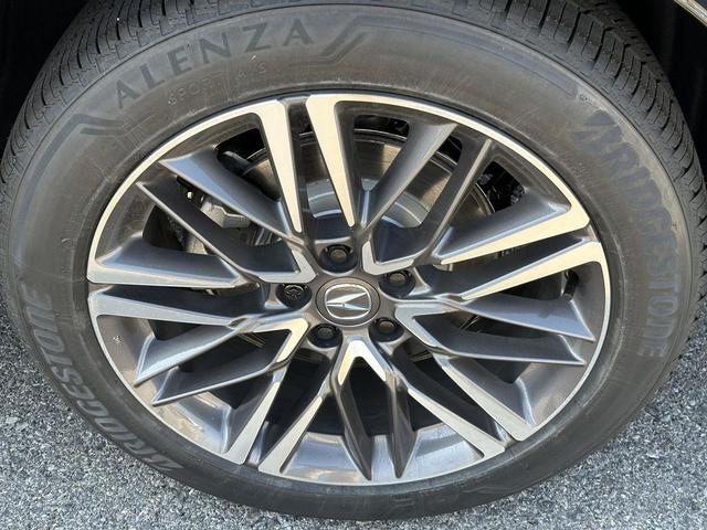 Photo of 2026 Majestic Black Pearl Acura MDX