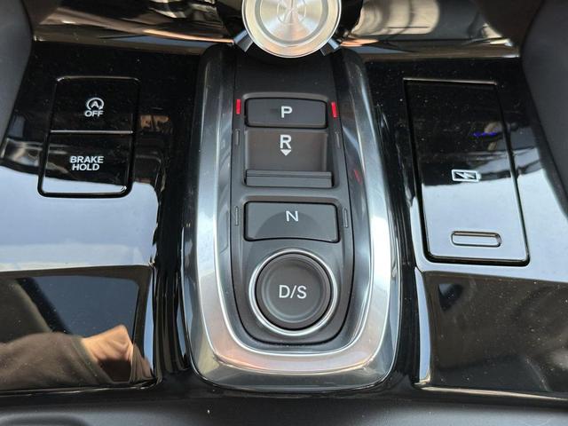 Photo of 2026 Majestic Black Pearl Acura MDX