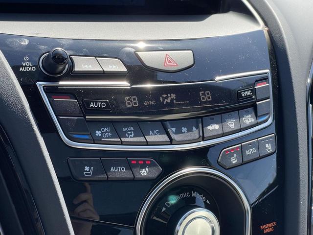 Photo of 2025 Liquid Carbon Metallic Acura RDX