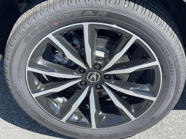 Photo of 2025 Liquid Carbon Metallic Acura RDX