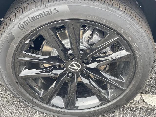 Photo of 2025 Platinum White Pearl Acura ADX