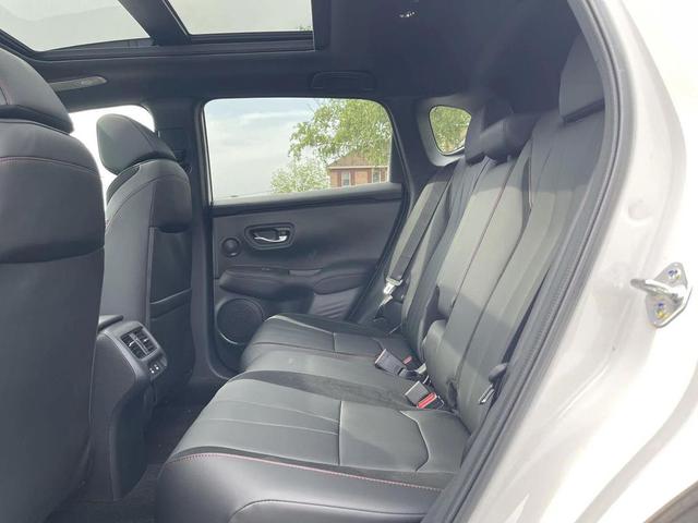 Photo of 2025 Platinum White Pearl Acura ADX