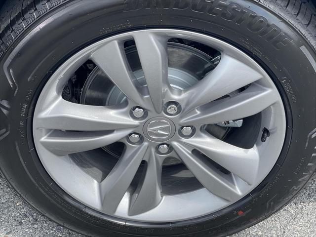 Photo of 2026 Solar Silver Metallic Acura MDX