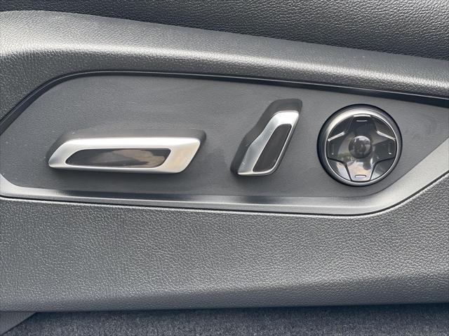Photo of 2026 Solar Silver Metallic Acura MDX