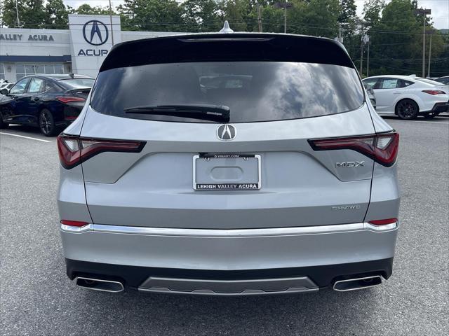 Photo of 2026 Solar Silver Metallic Acura MDX