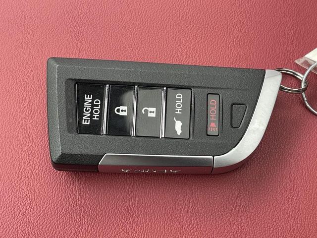 Photo of 2025 Platinum White Pearl Acura ADX