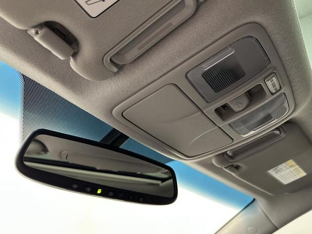 Photo of 2012 Diamond Silver Hyundai TUCSON