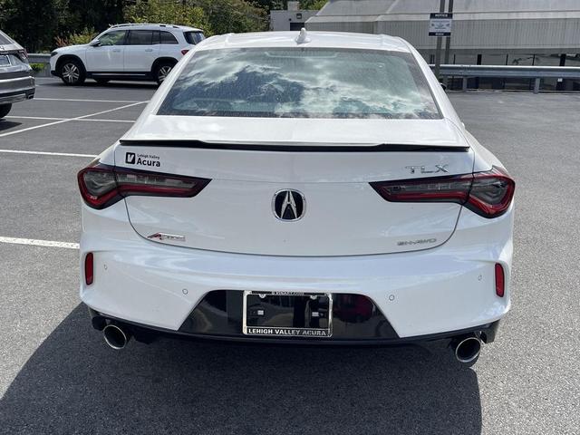 Photo of 2025 Platinum White Pearl Acura TLX