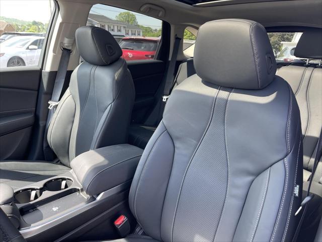 Photo of 2025 Solar Silver Metallic Acura RDX